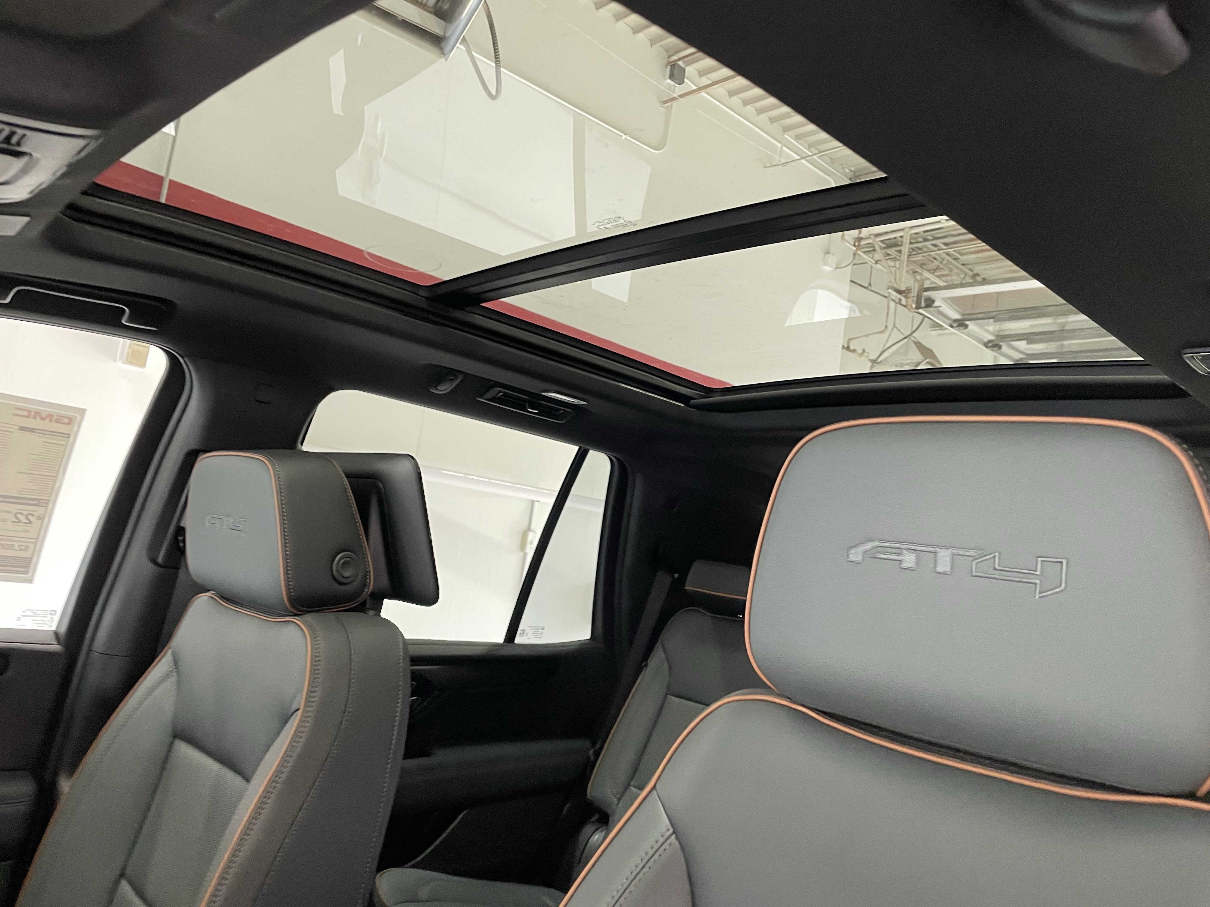 New 2025 GMC Yukon AT4 w/ AT4 Premium Plus Package image 17