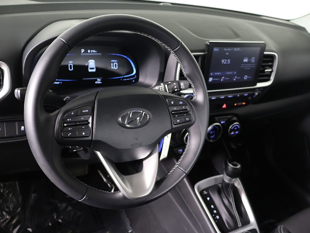 Certified 2023 Hyundai Venue SEL w/ Cargo Package image 24