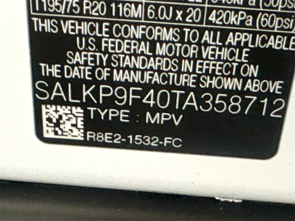 New 2026 Land Rover Range Rover SE image 32