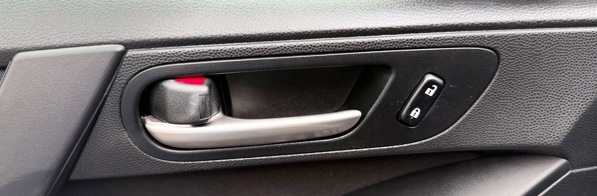 Used 2013 MAZDA MAZDA3 i Touring FWD image 24