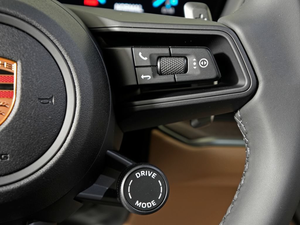 New 2026 Porsche Cayenne AWD/4WD image 26