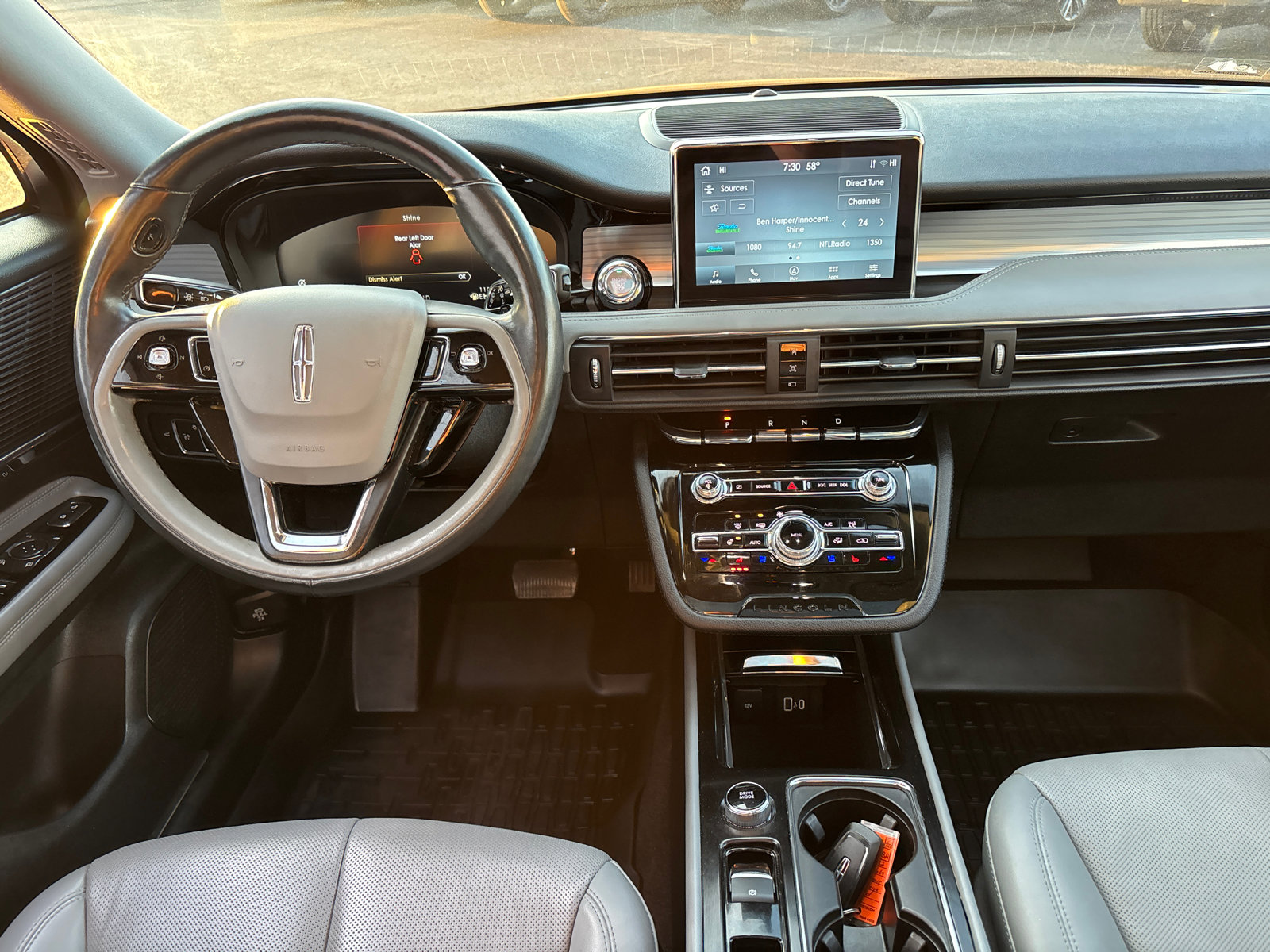 Used 2022 Lincoln Corsair Reserve w/ Elements Package image 28