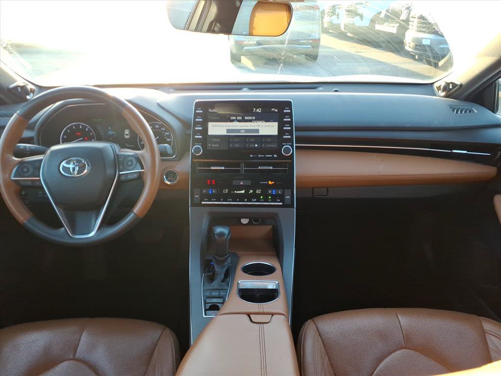 Used 2020 Toyota Avalon Limited w/ Advanced Safety Package FWD image 14