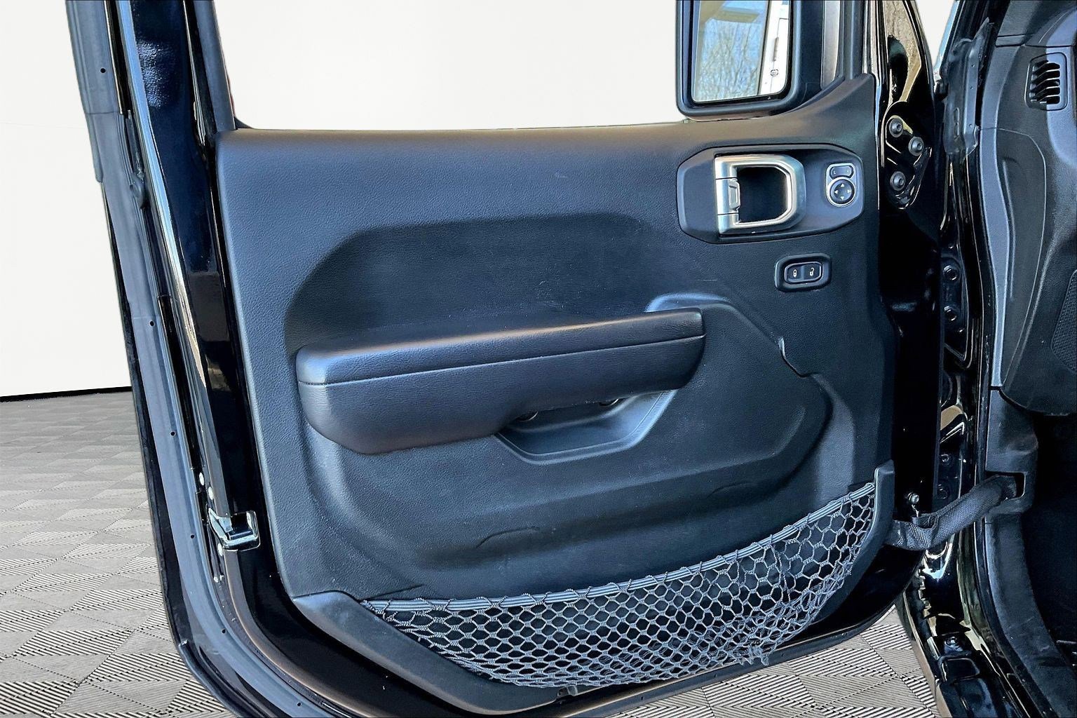 Used 2020 Jeep Gladiator Sport w/ Quick Order Package 24S image 21