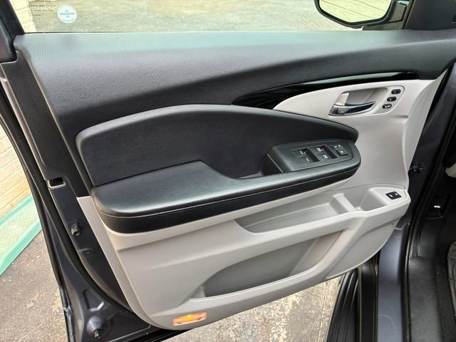 Used 2021 Honda Pilot Elite image 17