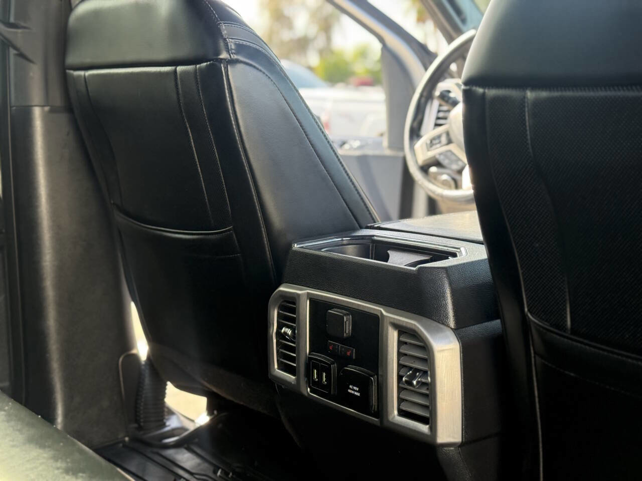 Used 2017 Ford F150 Platinum w/ Equipment Group 701A Luxury AWD/4WD image 22