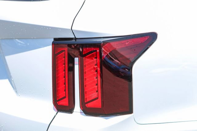 New 2024 Kia Sorento LX FWD image 10