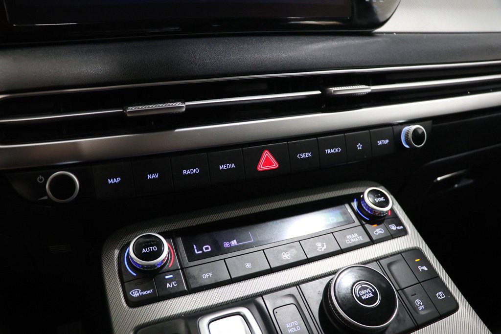 Used 2025 Hyundai Palisade SEL FWD image 27