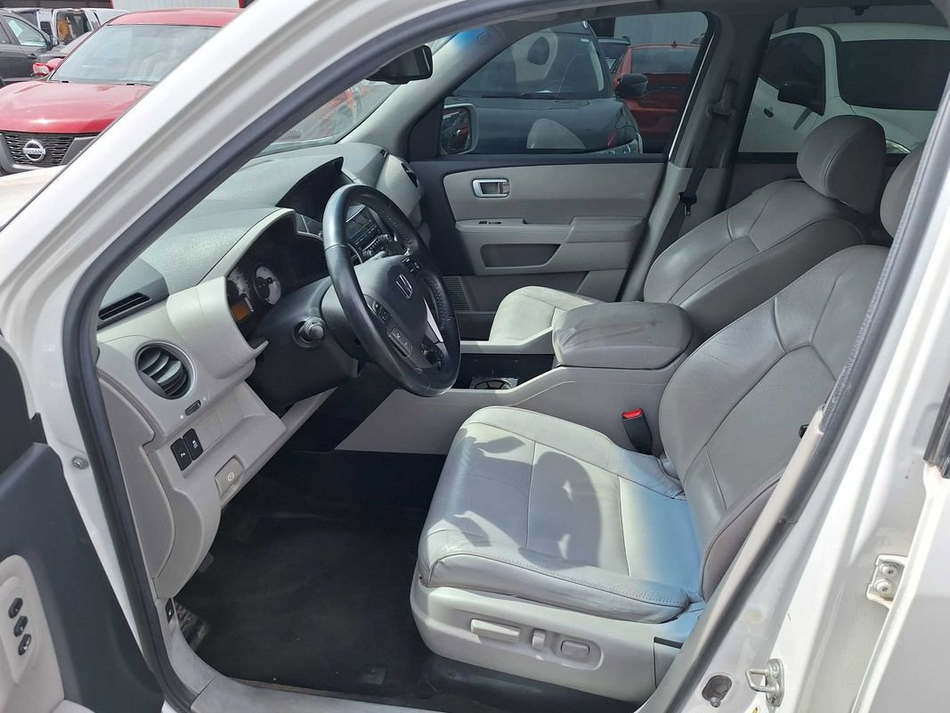 Used 2013 Honda Pilot Touring image 12