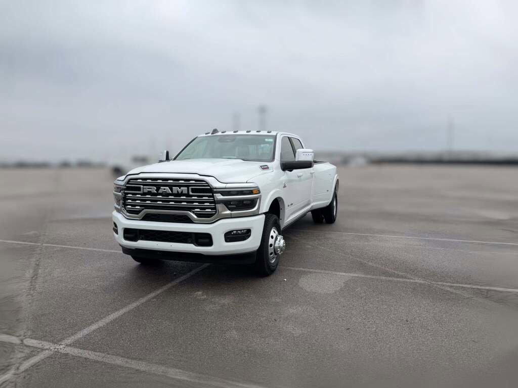 New 2025 RAM 3500 Longhorn image 3