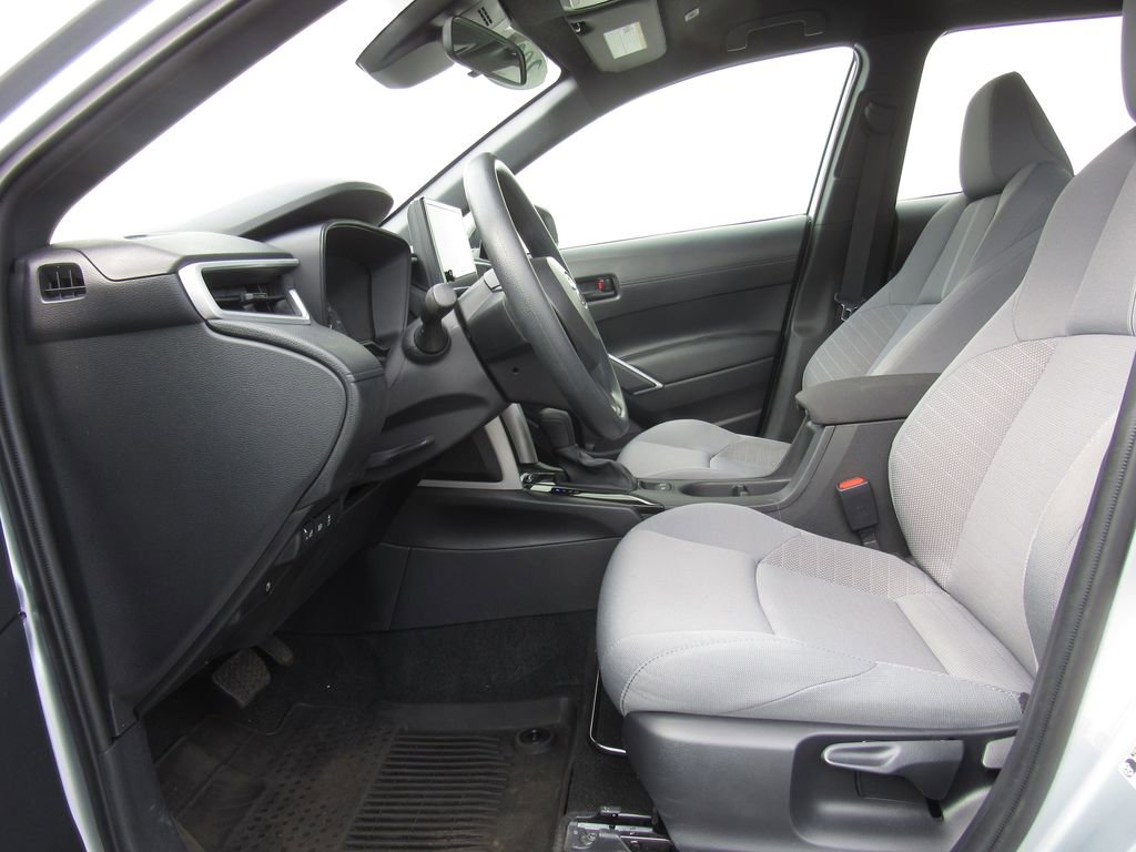 Used 2025 Toyota Corolla Cross AWD Hybrid image 10