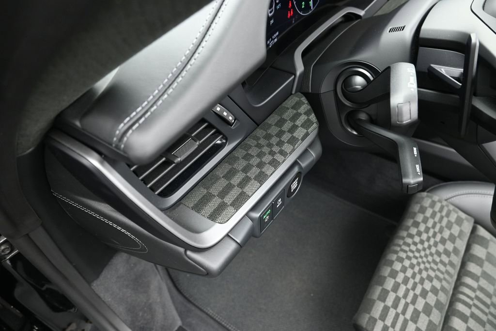 Certified 2026 Porsche 911 GTS RWD image 17