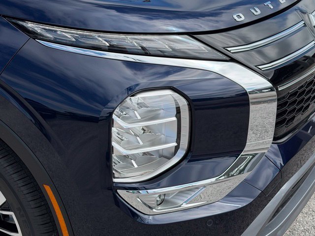 New 2026 Mitsubishi Outlander SE FWD image 27