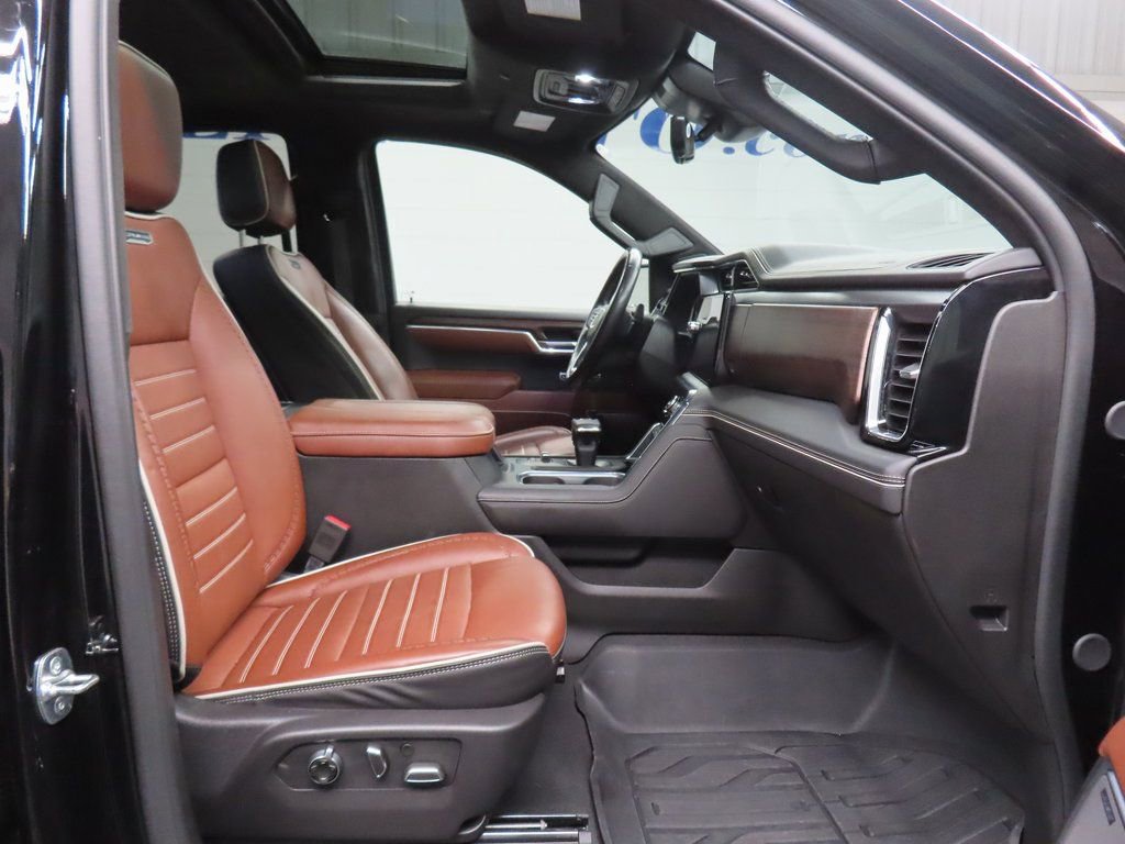 Used 2025 GMC Sierra 1500 Denali Ultimate AWD/4WD image 34