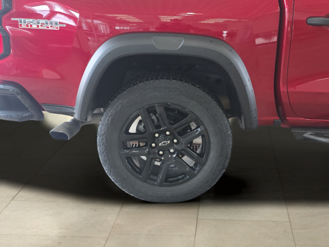 Used 2024 Chevrolet Colorado Trail Boss w/ Technology Package AWD/4WD image 30