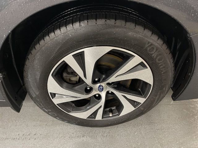 Used 2024 Subaru Legacy Premium image 7