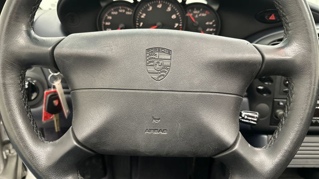 Used 2000 Porsche Boxster image 18