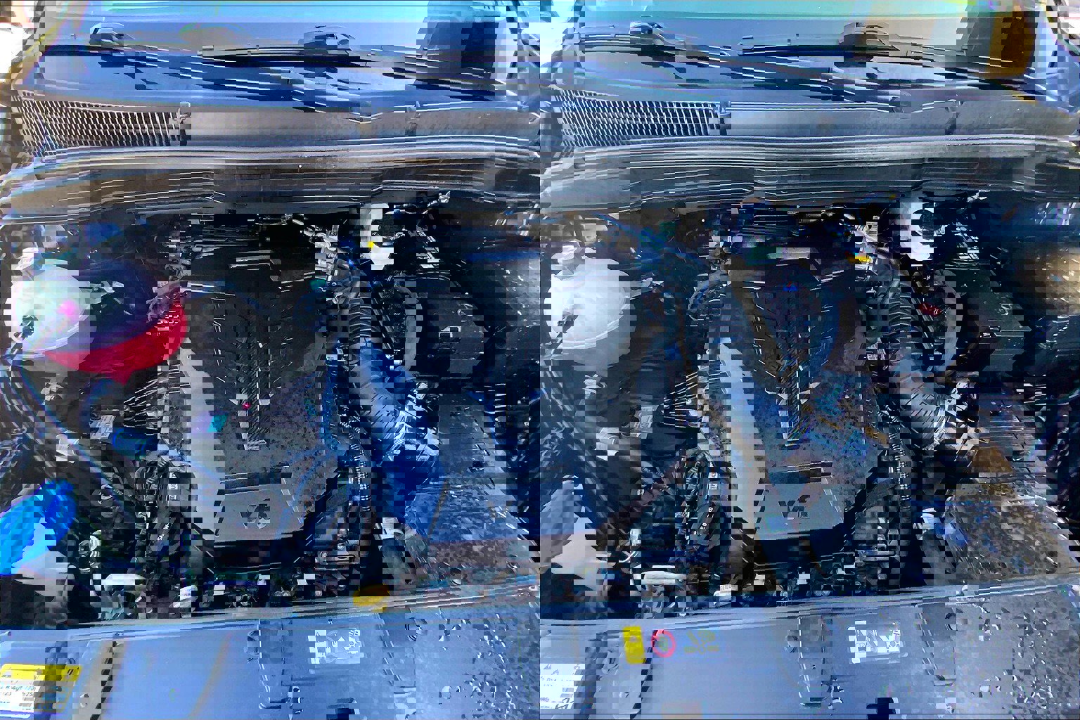 Used 2024 Kia Carnival LX image 11