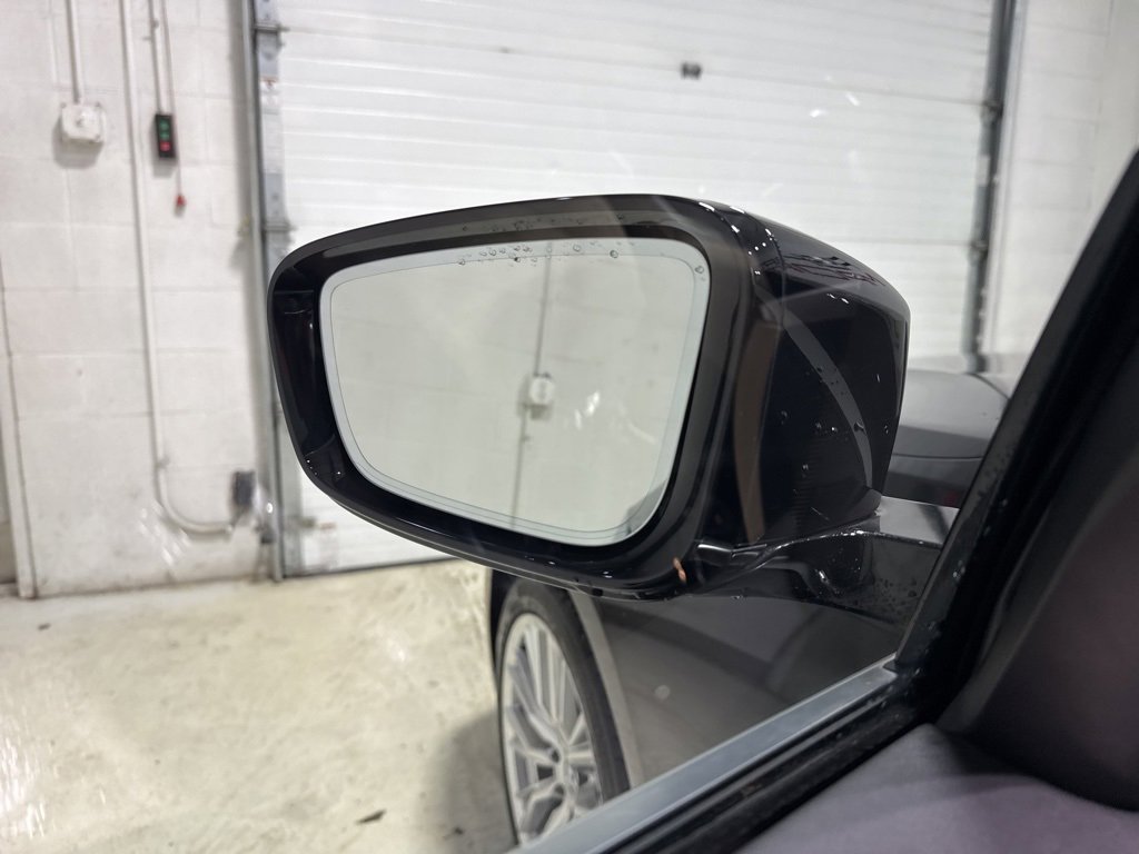 Used 2024 BMW 330i xDrive Sedan w/ Convenience Package image 16