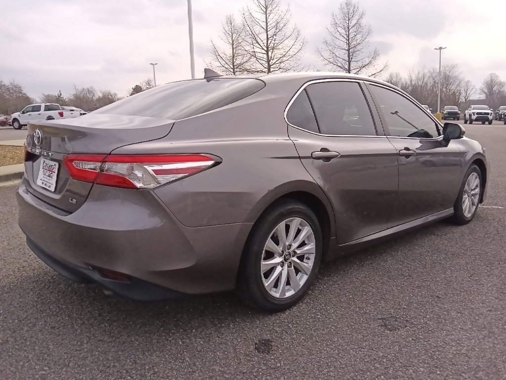 Used 2019 Toyota Camry LE w/ Phone Cable & Charge Package image 3