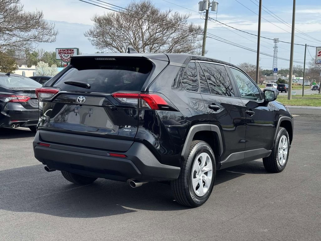 Used 2024 Toyota RAV4 LE image 20