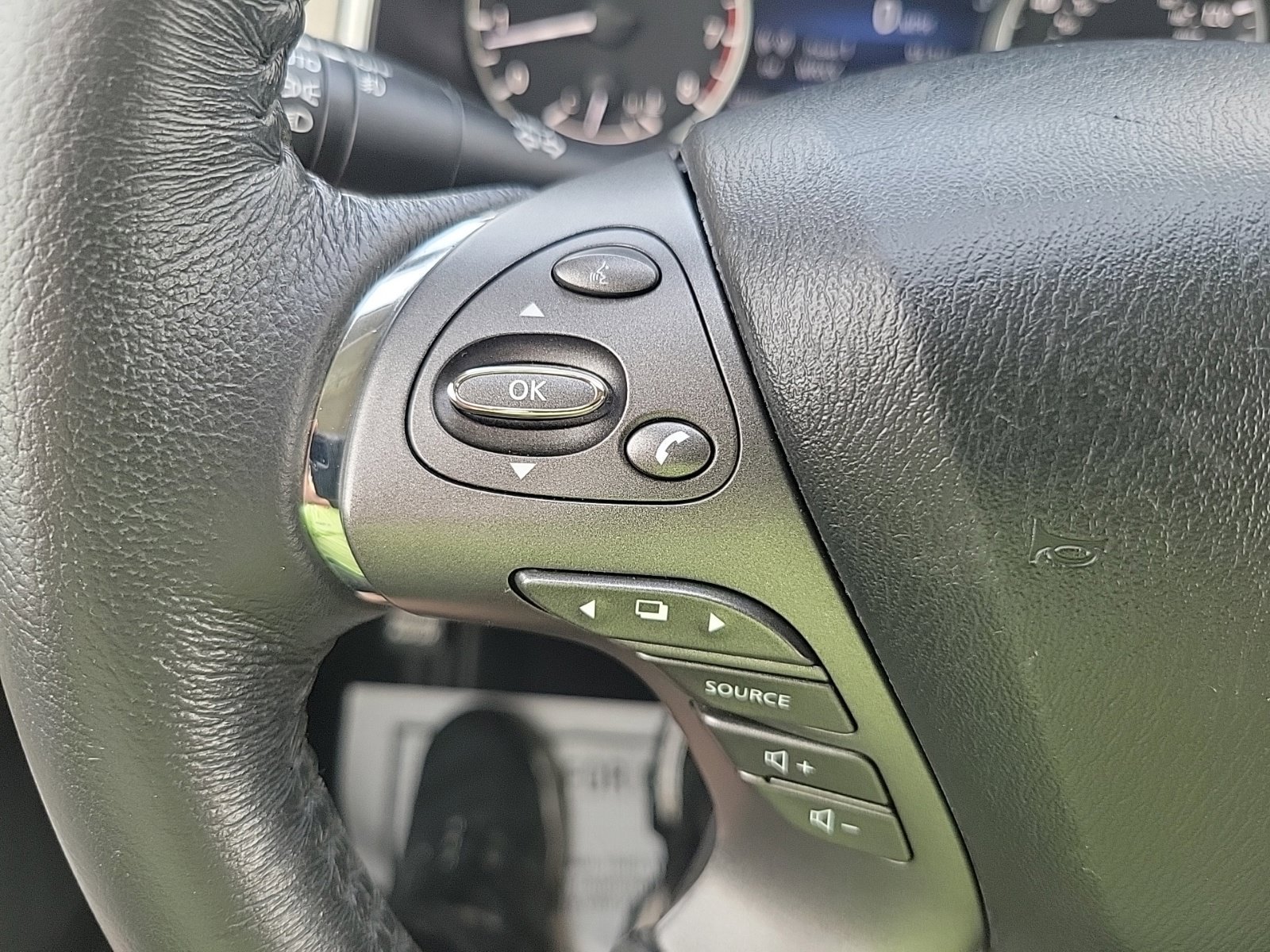 Used 2020 Nissan Murano SL w/ Cargo Package FWD image 20