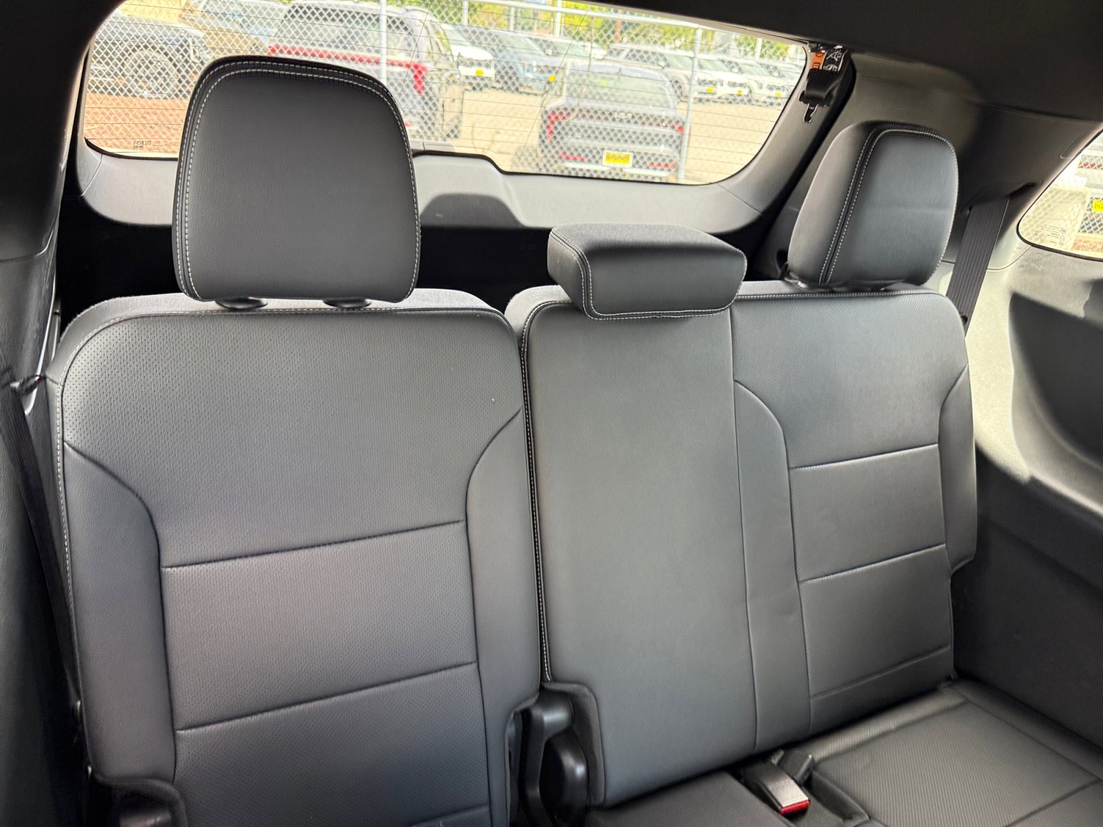 Used 2025 Chevrolet Traverse LT image 21