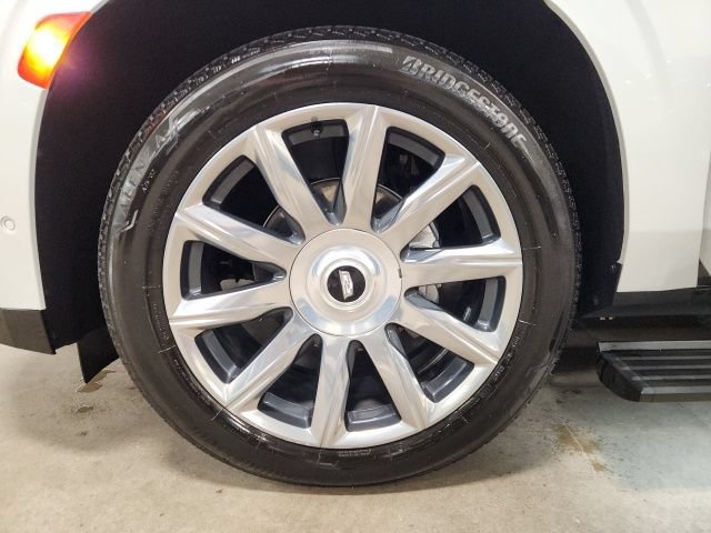 Used 2023 Cadillac Escalade Premium Luxury Platinum AWD/4WD image 10