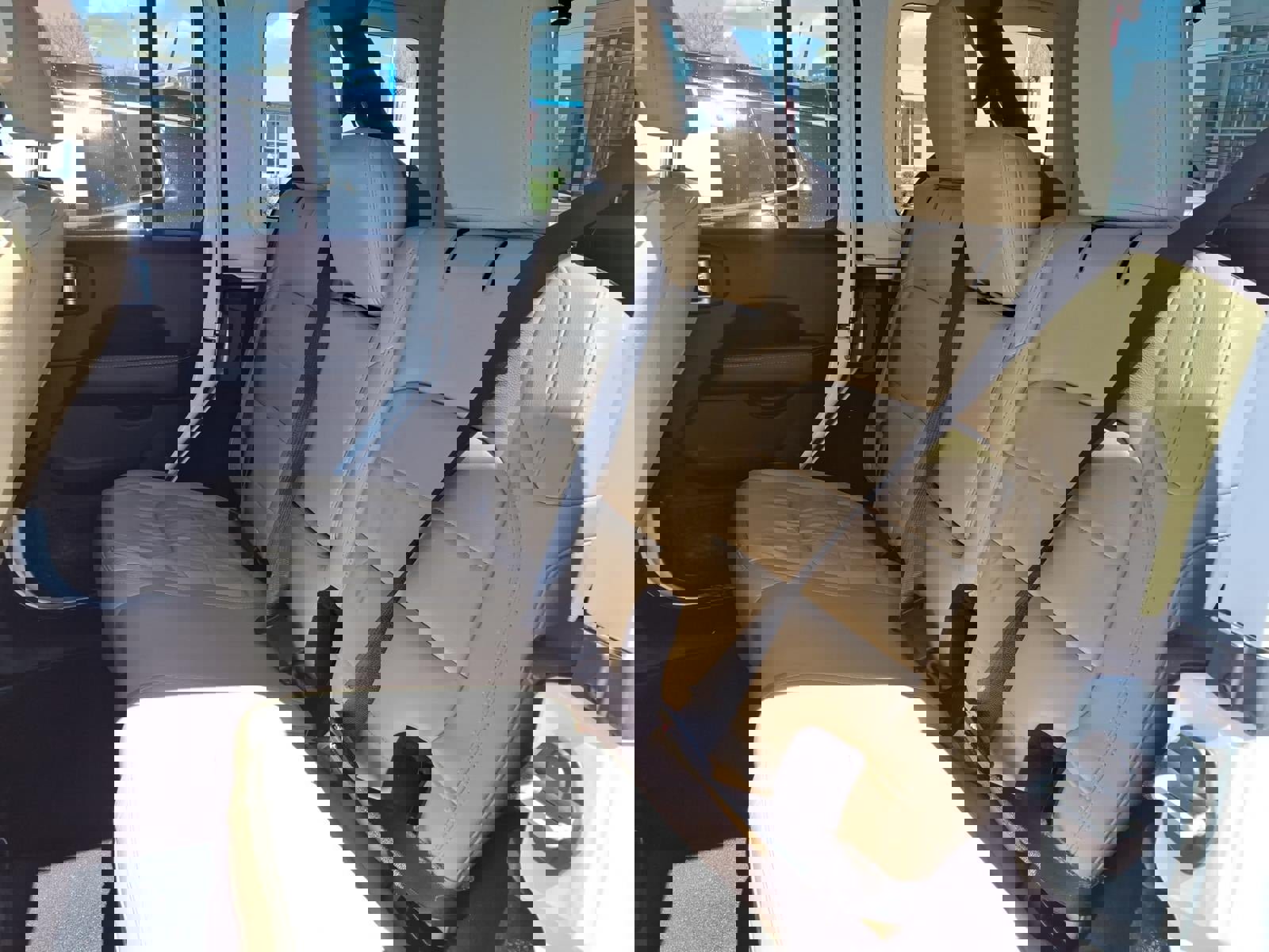 Used 2018 Jeep Wrangler Unlimited Sahara w/ Dual Top Group image 15