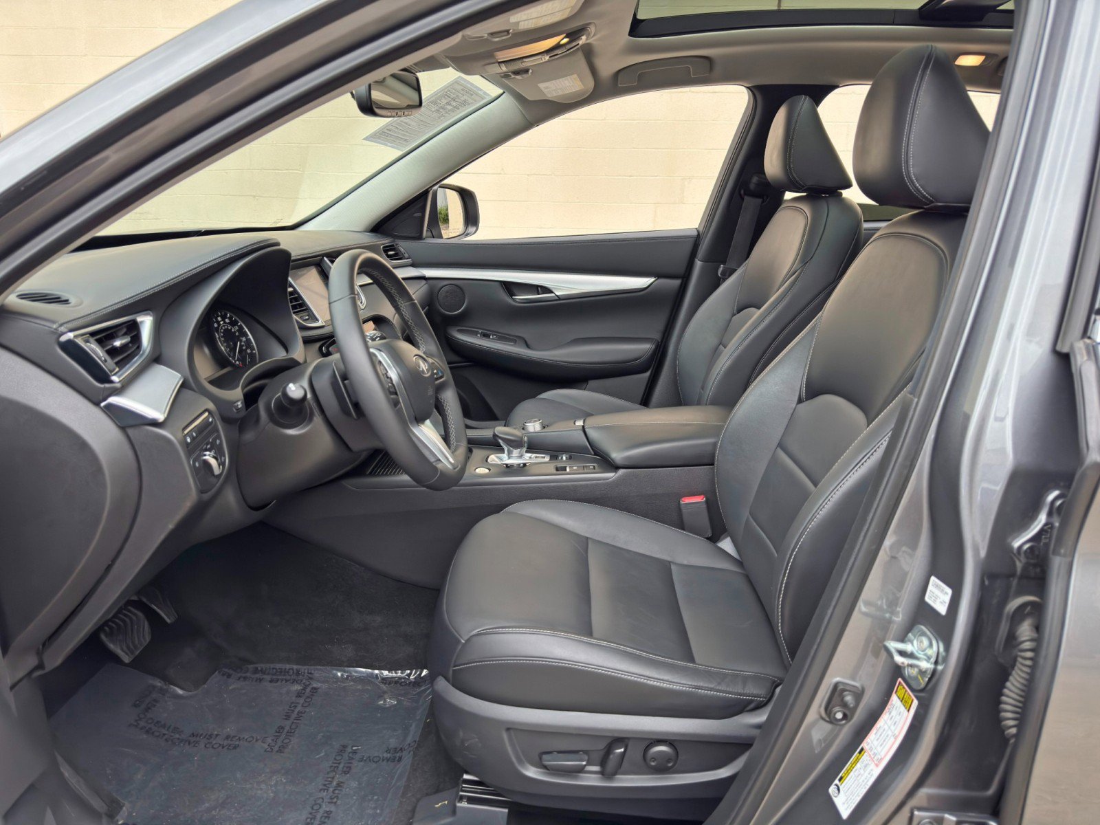Used 2021 INFINITI QX50 Luxe FWD image 16