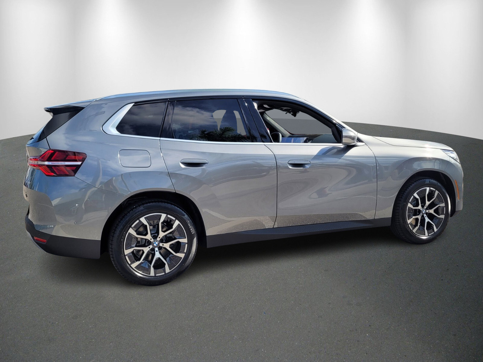 New 2025 BMW X3 xDrive30i w/ Convenience Package image 7