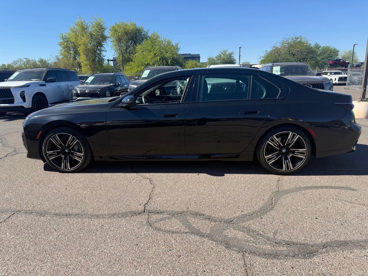 Used 2023 BMW 740i RWD image 8