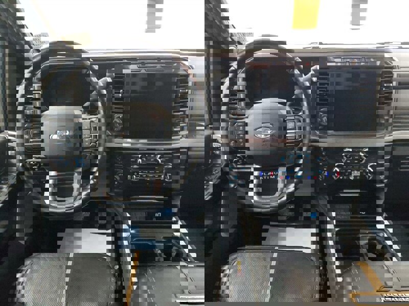 Used 2023 Ford F350 Platinum w/ Tremor Off-Road Package image 5