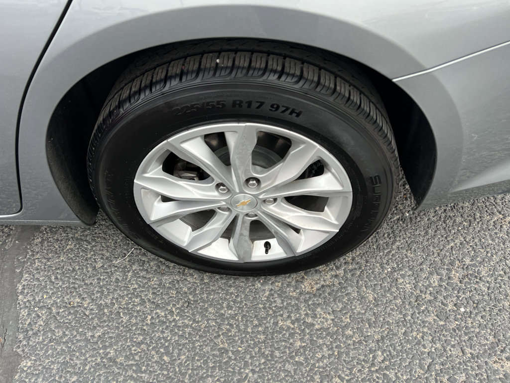 Used 2023 Chevrolet Malibu LT image 6