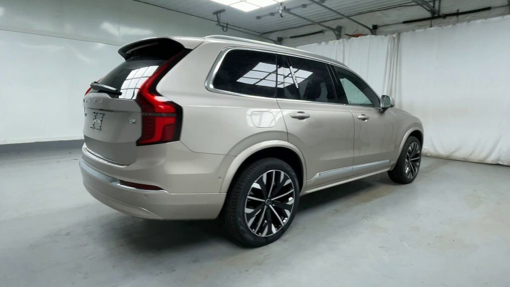 New 2026 Volvo XC90 T8 Plus image 23