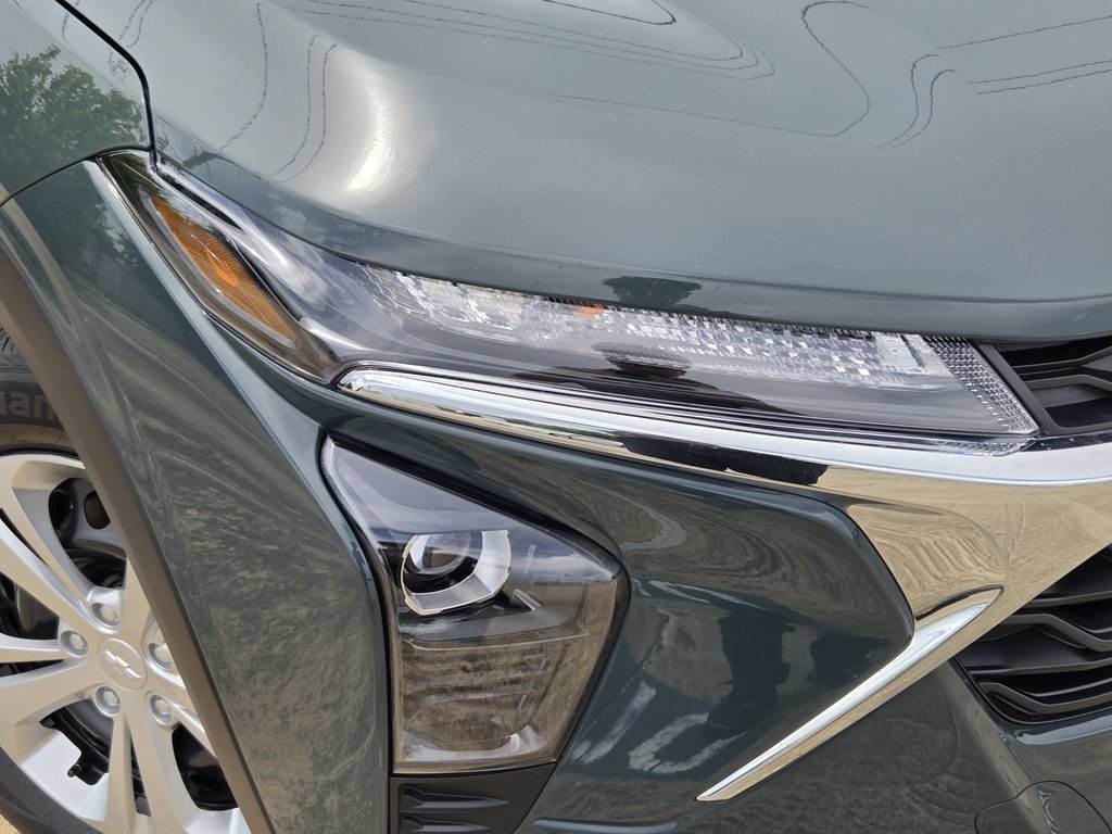 New 2026 Chevrolet Trax LS w/ Driver Confidence Package FWD image 10