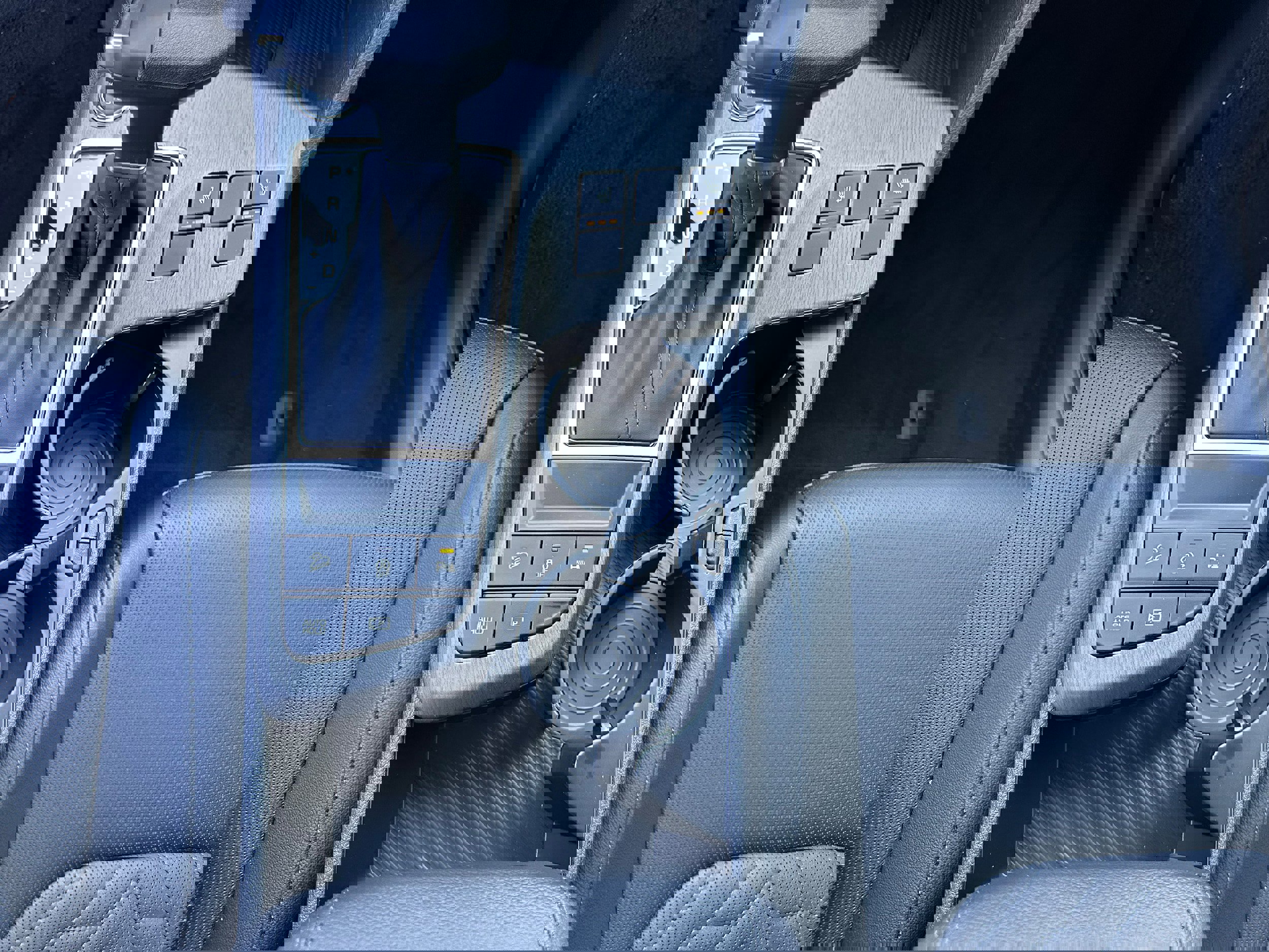 New 2026 Kia Sportage X-Line w/ X-Line Premium Package image 38