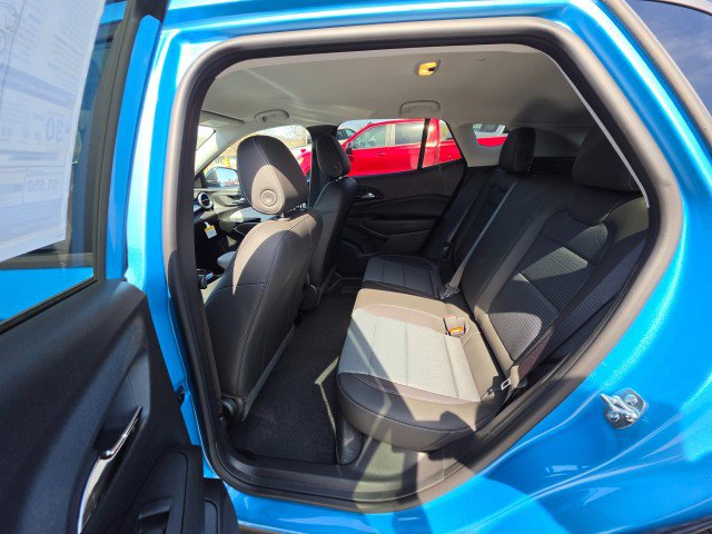 New 2026 Chevrolet Trax LT image 19