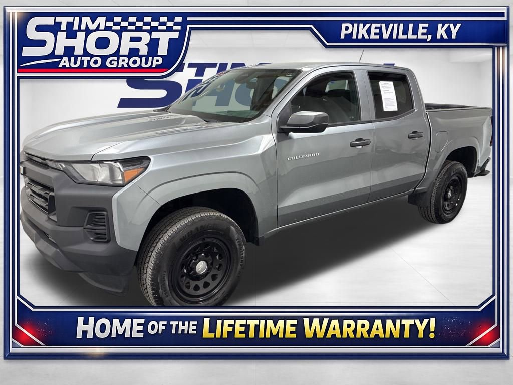 Used 2024 Chevrolet Colorado W/T image 1