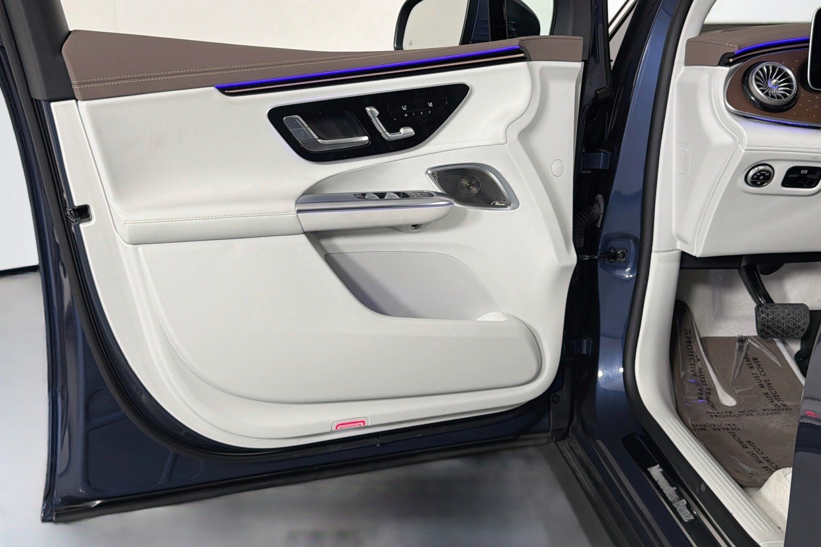 Certified 2023 Mercedes-Benz EQE 350+ SUV image 20