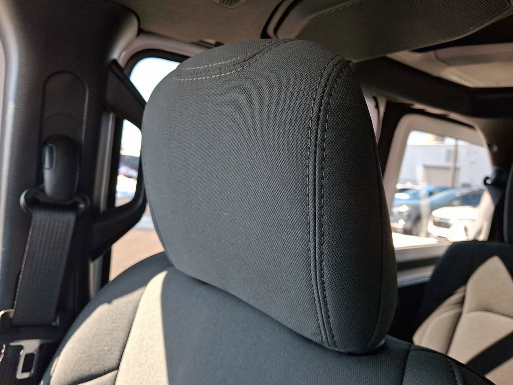 Used 2021 Jeep Wrangler Unlimited Sport image 18