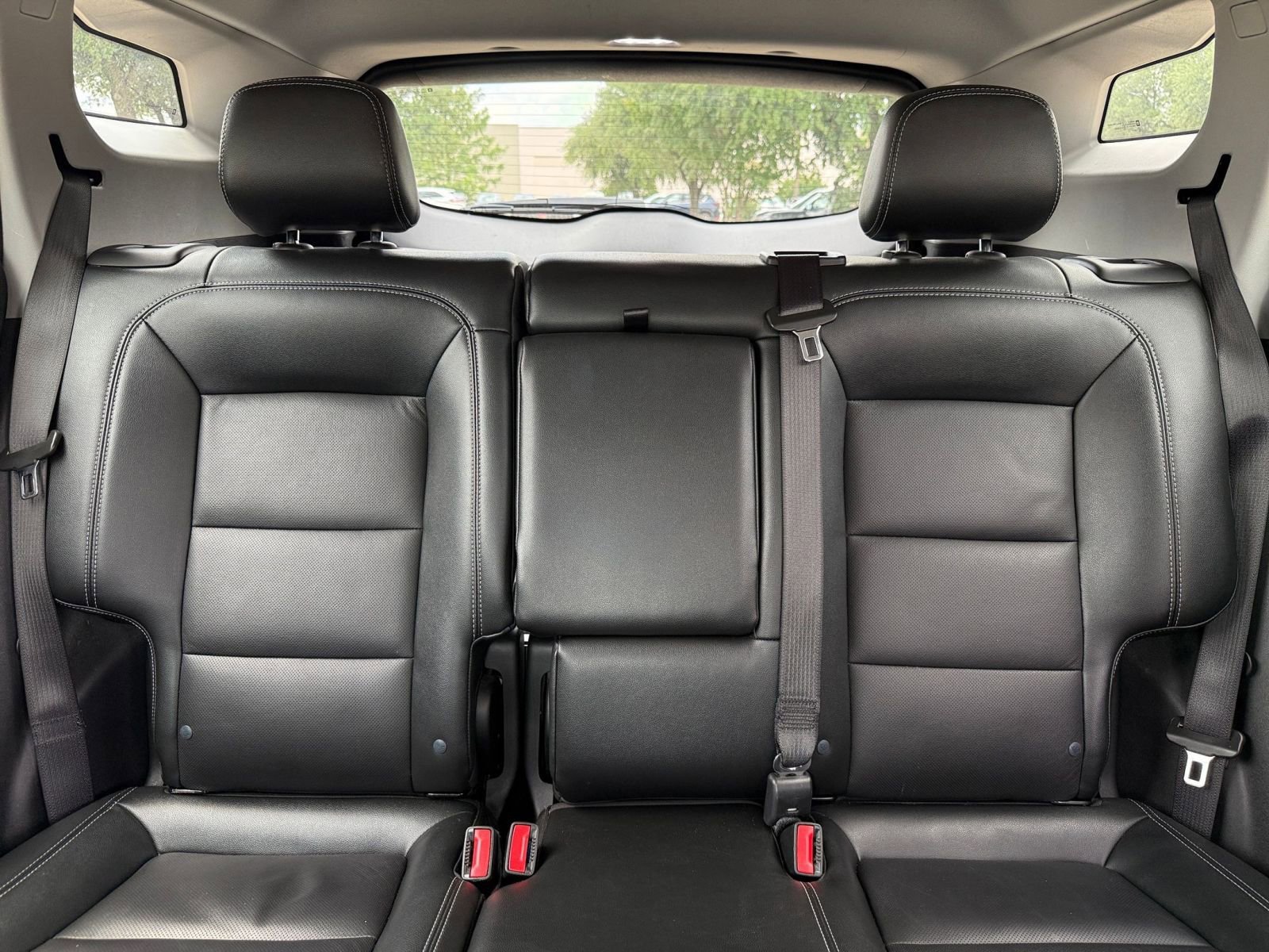 Used 2024 GMC Terrain SLT AWD/4WD image 40
