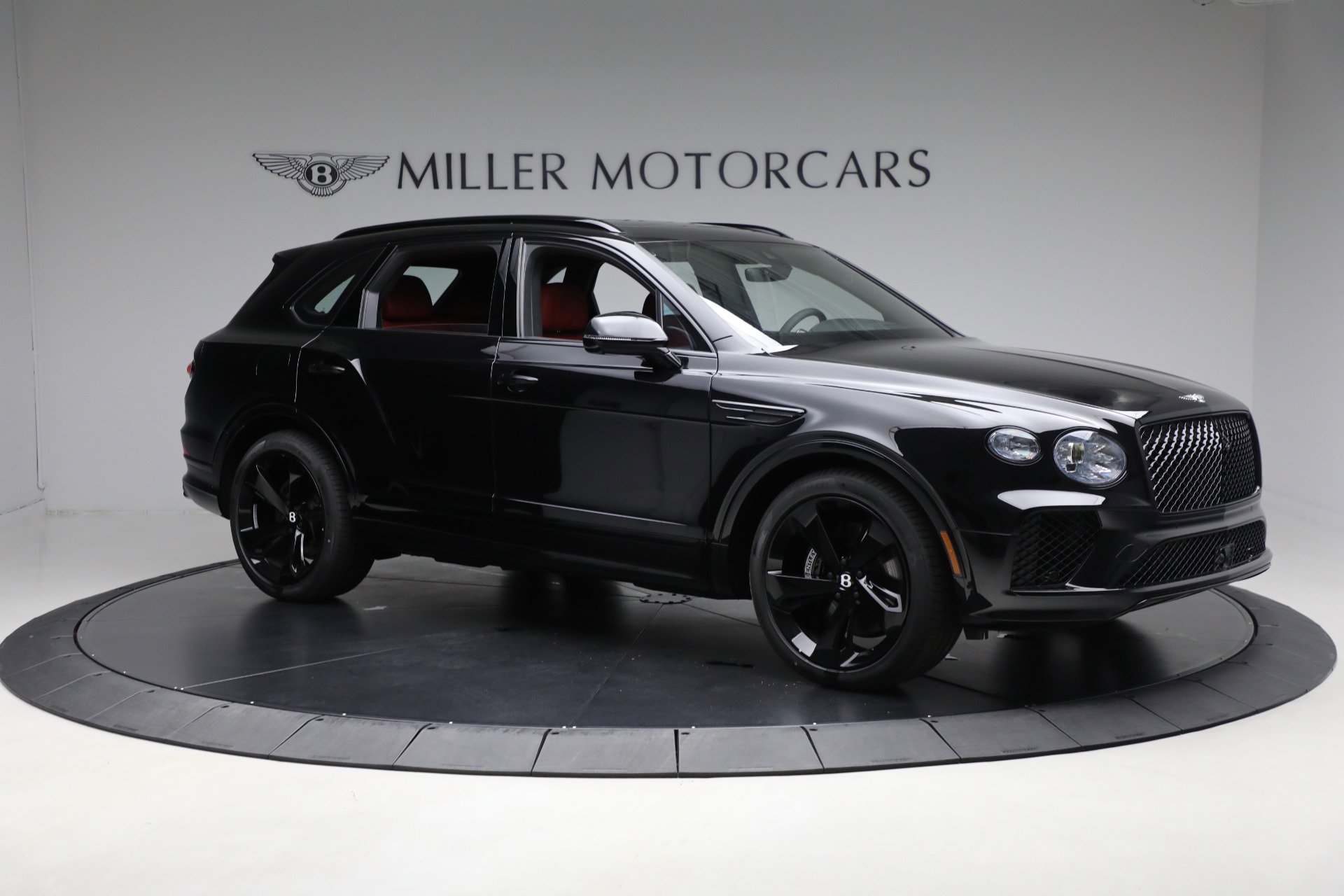 New 2025 Bentley Bentayga image 10