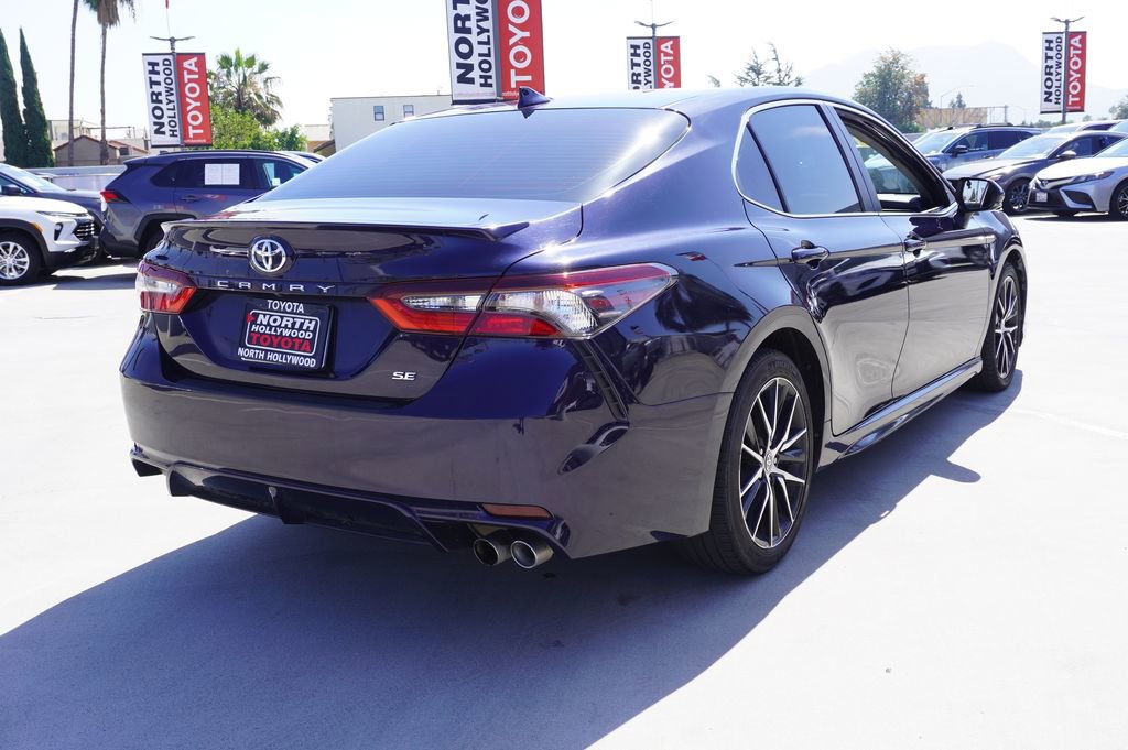 Used 2022 Toyota Camry SE w/ Convenience Package image 7