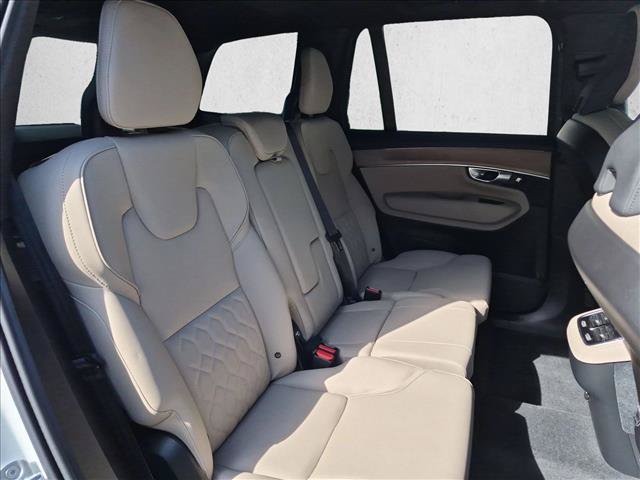 Used 2026 Volvo XC90 B6 Plus w/ Protection Package AWD/4WD image 21
