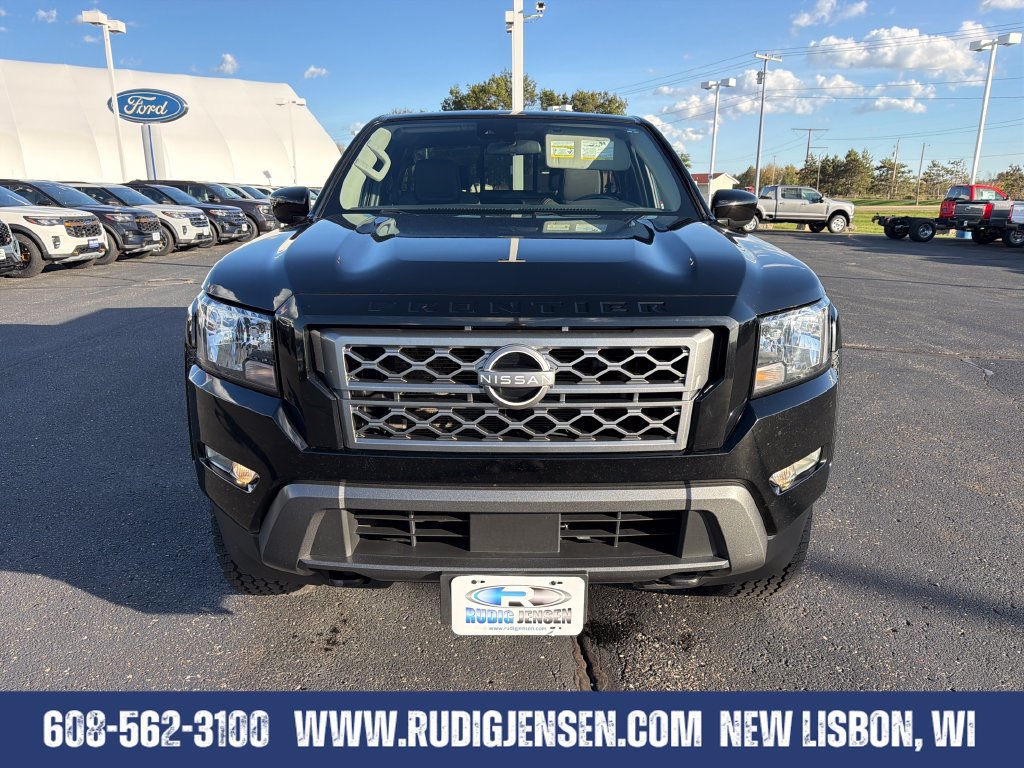 Used 2022 Nissan Frontier SV AWD/4WD image 8