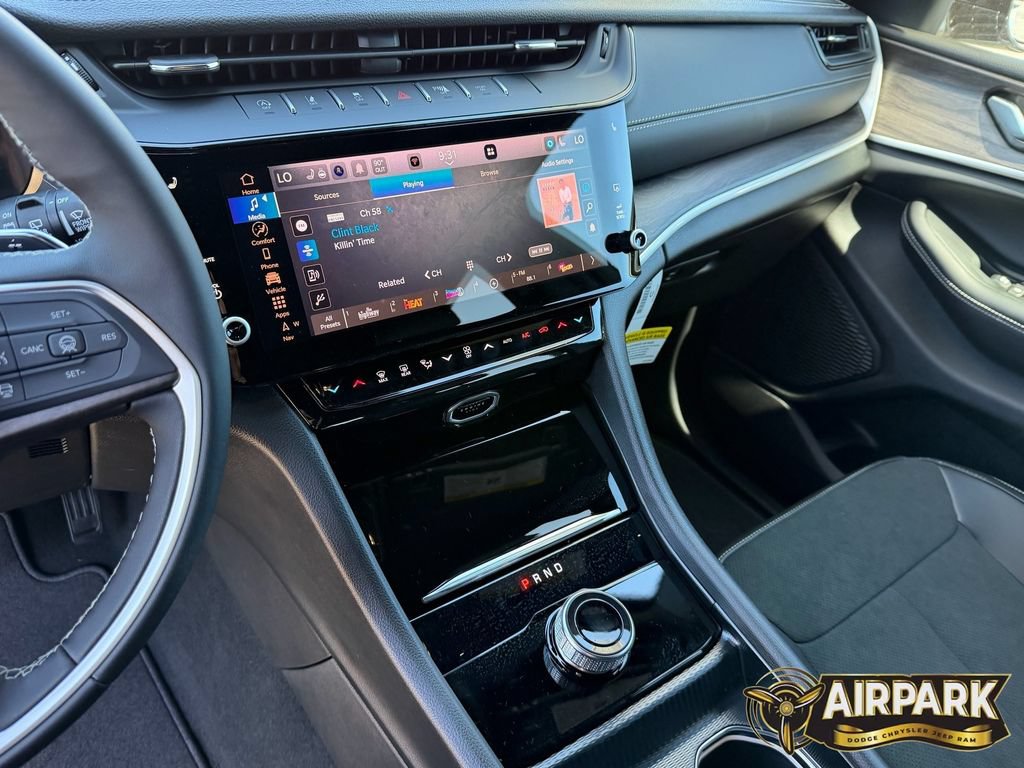New 2026 Jeep Grand Cherokee Altitude RWD image 22