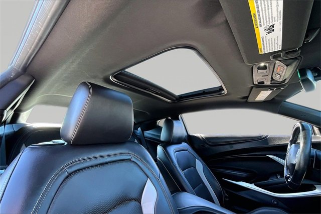 Used 2019 Chevrolet Camaro LT image 21