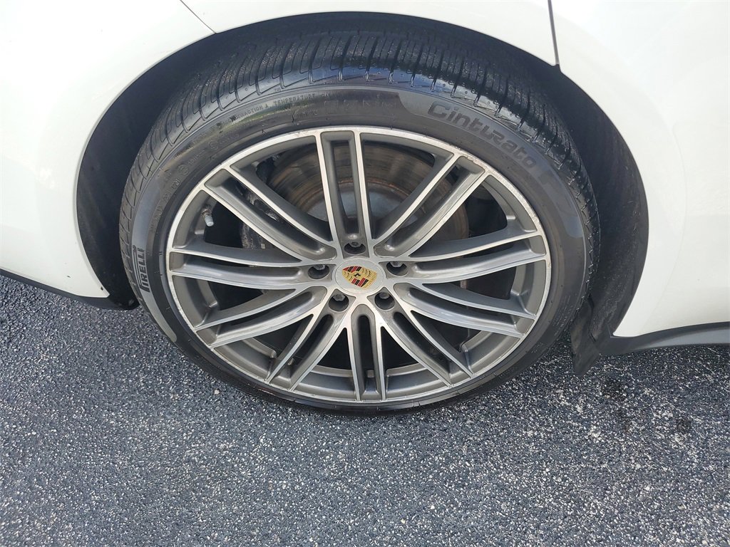 Used 2020 Porsche Panamera 4 w/ Premium Package image 7