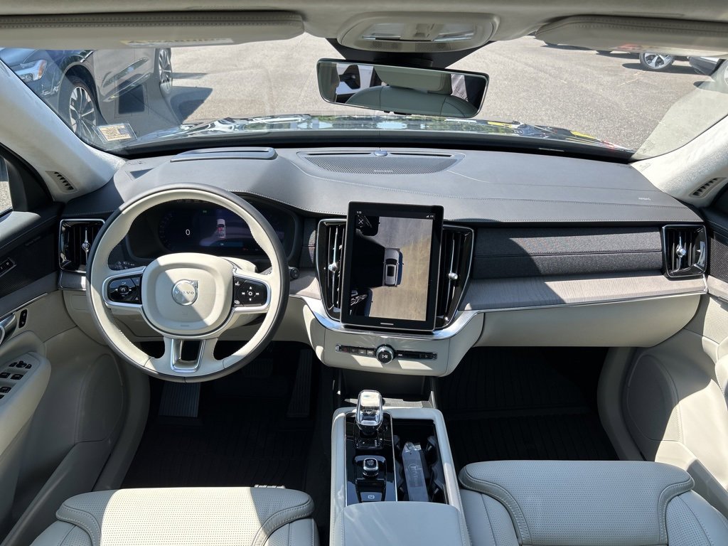 New 2026 Volvo XC90 B6 Ultra w/ Lounge Package image 5